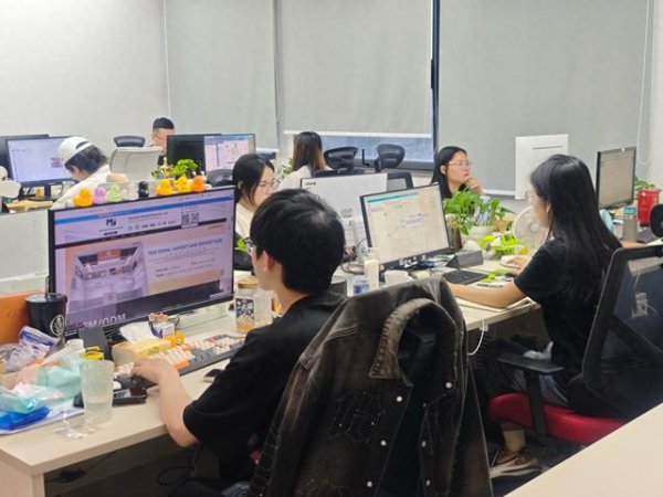 10大配资公司 90天关税窗口期“补货潮”: 中国商家一夜接单10万美元